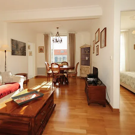 Apartman Clemenceau Centre Five Stars House *